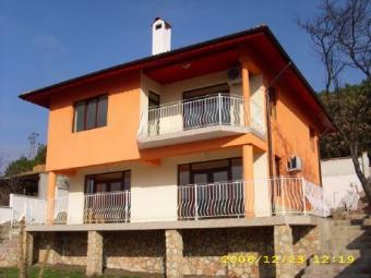 Lovely newly built villa Balchik